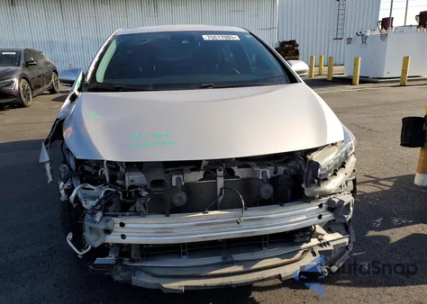 2019 Toyota Prius Prime z USA, uszkodzony, nr VIN JTDKARFP2K3109205